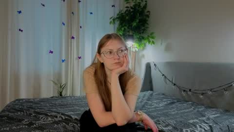 Mary online show from March 14, 11:04 am