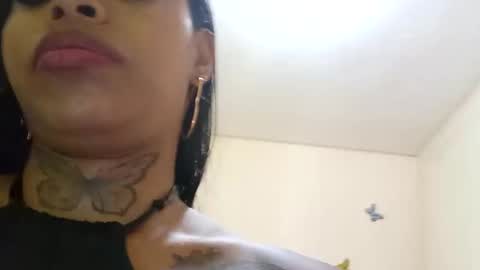 yonata874277 online show from May 28, 8:06 pm