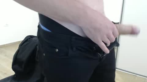 Snapshot of yone23 chatting on March 9, 1:26 pm yone23 online show from March 9, 1:26 pm