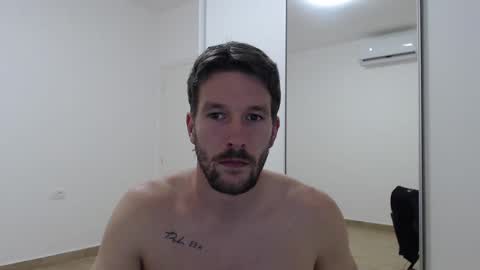 Snapshot of yone23 chatting on March 9, 4:33 pm yone23 online show from March 9, 4:33 pm