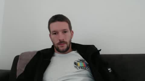 Snapshot of yone23 chatting on October 12, 10:14 am yone23 online show from October 12, 10:14 am