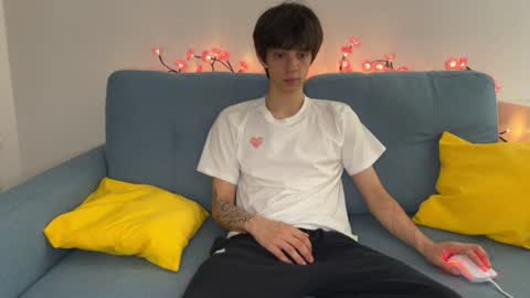 Yoo Dee Ohh online show from August 6, 5:53 am