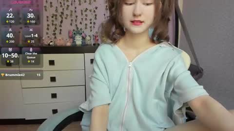 yoonhee_ki online show from May 7, 1:49 pm