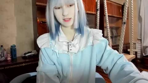 Snapshot of yoonhee_kiss chatting on October 19, 6:19 pm Yoonhee Kiss online show from October 19, 6:19 pm