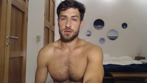 Snapshot of yoooups chatting on October 29, 12:35 am Yoooups online show from October 29, 12:35 am