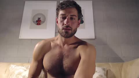 Snapshot of yoooups chatting on October 31, 6:03 am Yoooups online show from October 31, 6:03 am