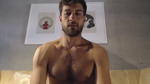 Snapshot of yoooups chatting on October 31, 8:54 pm Yoooups online show from October 31, 8:54 pm