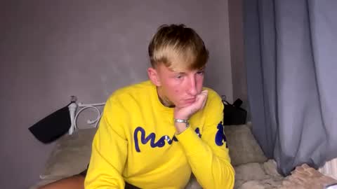 Snapshot of yorkshirelad208 chatting on January 6, 9:11 pm Harrison online show from January 6, 9:11 pm