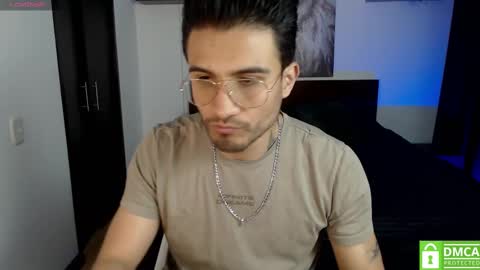 yoshy_man online show from March 10, 6:16 am