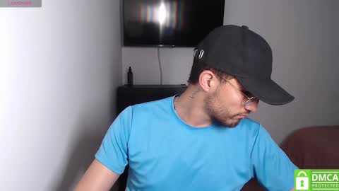 Snapshot of yoshy_man chatting on March 21, 3:33 am yoshy_man online show from March 21, 3:33 am