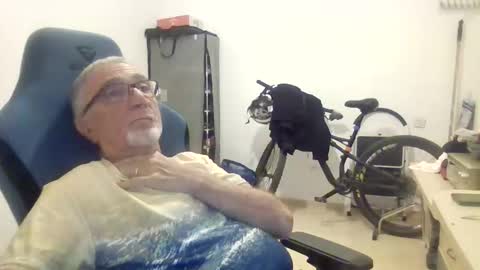 yoska281 online show from February 17, 5:08 pm