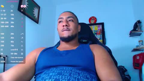 Snapshot of yosoy_enzo2020 chatting on October 11, 4:22 am Enzo online show from October 11, 4:22 am