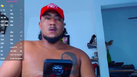 Snapshot of yosoy_enzo2020 chatting on October 16, 3:29 am Enzo online show from October 16, 3:29 am