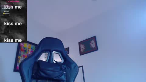 Snapshot of yosoy_enzo2020 chatting on June 24, 6:01 am Enzo online show from June 24, 6:01 am