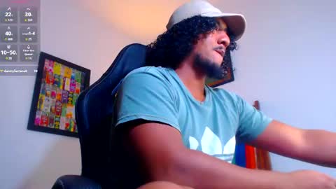 Snapshot of yosoy_enzo2020 chatting on July 11, 4:59 am Enzo online show from July 11, 4:59 am