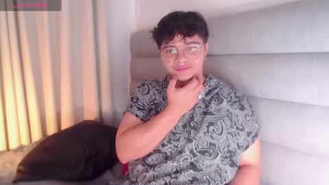 Snapshot of yossefmout chatting on June 14, 3:58 pm Yossef online show from June 14, 3:58 pm