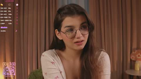 Elizabeth brunette -- Darline blonde  online show from December 13, 7:53 pm