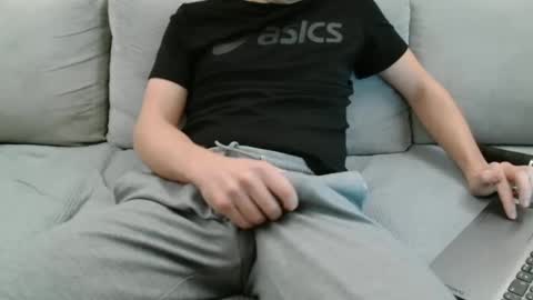 Snapshot of youboyvie chatting on December 30, 5:02 pm Rob online show from December 30, 5:02 pm