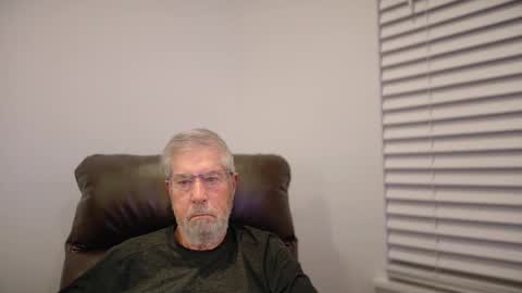 Snapshot of yougogirl_3 chatting on January 11, 11:48 am Colorado Guy Straight online show from January 11, 11:48 am