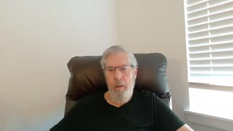 Snapshot of yougogirl_3 chatting on July 19, 2:43 pm Colorado Guy Straight online show from July 19, 2:43 pm