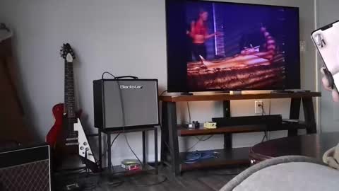 Snapshot of youneverknowimight2 chatting on February 25, 8:07 pm kindahorny online show from February 25, 8:07 pm