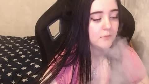 your_8a8y online show from December 4, 2:59 pm