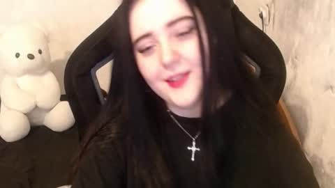 your_8a8y online show from December 25, 8:51 am