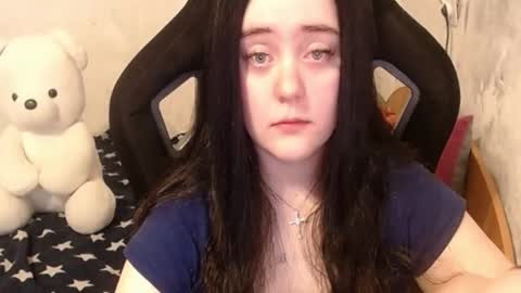 your_8a8y online show from January 22, 11:01 am