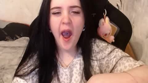 your_8a8y online show from September 30, 8:19 am