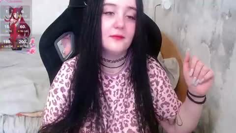 Snapshot of your_8a8y chatting on July 20, 2:52 pm your_8a8y online show from July 20, 2:52 pm