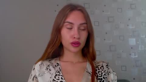 Snapshot of your_ameliaa chatting on May 31, 1:40 pm Amelia online show from May 31, 1:40 pm