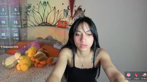 mia3 online show from September 30, 5:18 pm