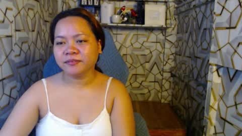 your_bootybabe online show from November 17, 3:40 pm