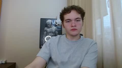 Snapshot of your_bunny123 chatting on December 15, 7:56 am your_bunny123 online show from December 15, 7:56 am