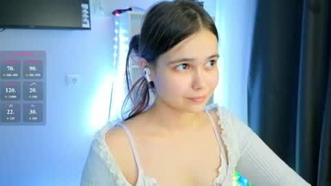 Julia Next stream  online show from July 6, 6:43 pm