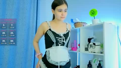 Julia Next stream  online show from July 21, 8:33 pm