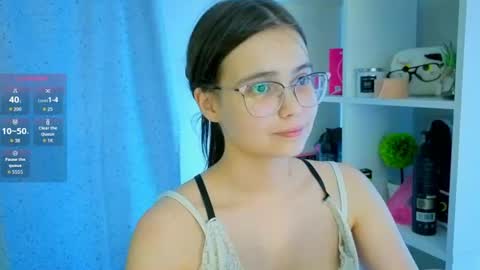Julia Next stream  online show from July 30, 6:29 pm