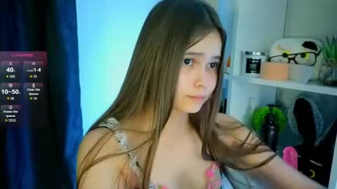Julia Next stream  online show from August 4, 7:16 pm