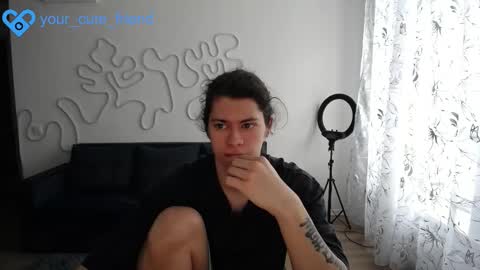 Snapshot of your_cute_friend chatting on February 15, 10:58 am Fansly online show from February 15, 10:58 am