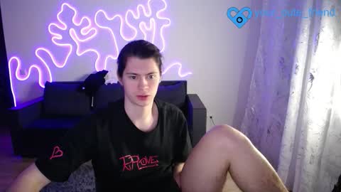 Snapshot of your_cute_friend chatting on February 20, 7:14 pm Fansly online show from February 20, 7:14 pm