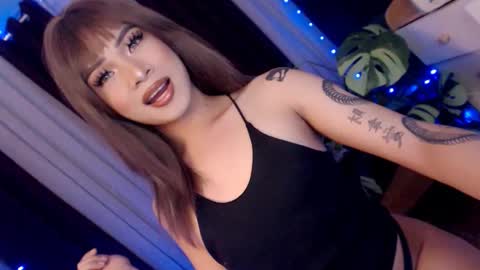 Snapshot of your_dimplecummer chatting on January 13, 9:36 am CALL ME DIMPLE STAR xx online show from January 13, 9:36 am