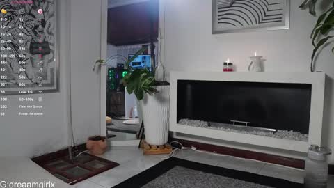 Snapshot of your_dreaamgirlx chatting on March 1, 4:58 am Isabella online show from March 1, 4:58 am