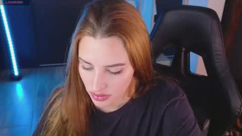 Snapshot of your_dream1217 chatting on October 23, 1:27 am Valery online show from October 23, 1:27 am