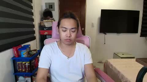 your_dreamgirlxxx69 online show from March 10, 10:53 am