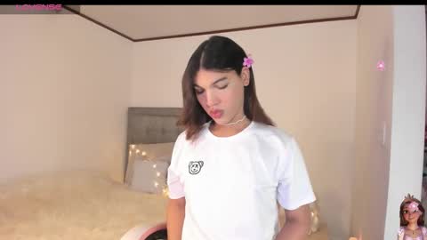 Eliza online show from February 4, 12:05 am