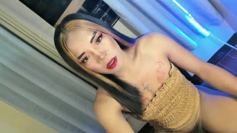 your_girl_yeka online show from June 19, 8:51 am