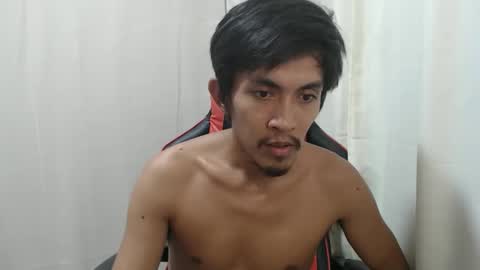 your_guy111 online show from May 5, 10:23 am