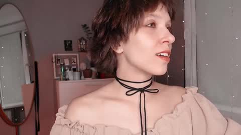 Snapshot of your_hot_ex chatting on November 8, 5:56 pm Alex and Kris long hair online show from November 8, 5:56 pm