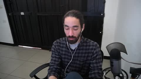 Snapshot of your_ice_cream chatting on December 14, 3:25 pm Siebel. online show from December 14, 3:25 pm
