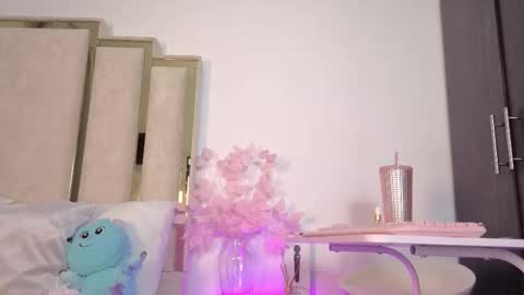 Isa online show from March 1, 12:01 am